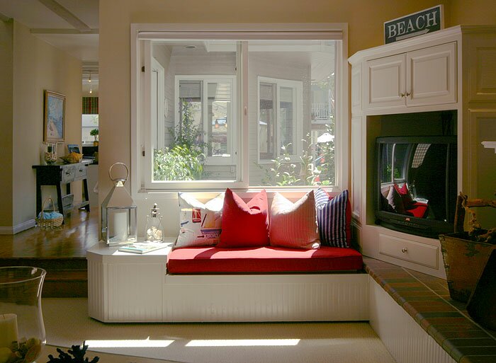 Beautiful Tree-Lined Street Beautiful Tree-Lined Street